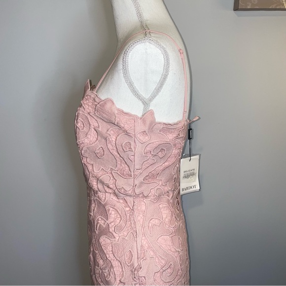 NWT Bardot Lina Lace Dress Pink Rose - Picture 9 of 16